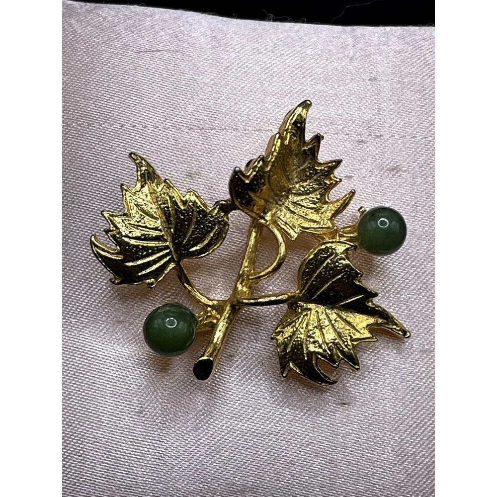 Vintage Phobe Satin Gold Plated 3 Leaves Jade Berries Brooch Length 1.50 Inches